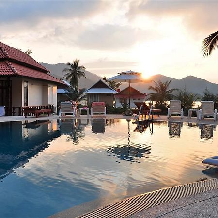Buritara Resort, Phangan Island Ban Chalok Lam Esterno foto